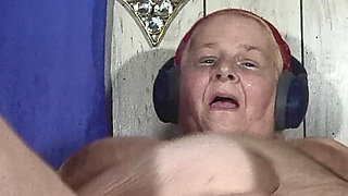 Look at That Squirting Juice Drip From the New Sex Toy She Fucks N Squirts so Much