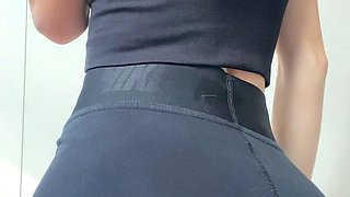 Amateur big ass brunette teen with