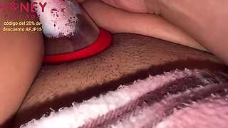 Extreme sucker, sucks your entire and orgasm