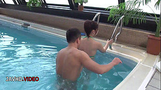Japanese MILF Yukina Saeki's Bikini Creampie Sex Adventure