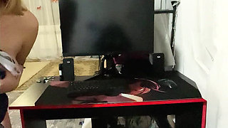 Secretary Gave a to Her Boss and Jumped on His Cock (scene)