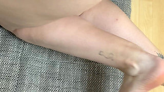 Curvy Bookworm Gets Fucked