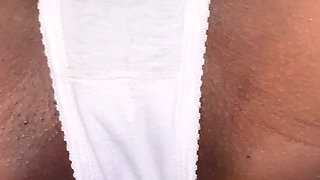She Made Me Remove the Condom and Fuck Her Juicy Pussy Until She Has an Orgasm