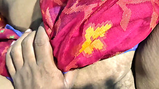 Pakisthani Housewife Sital and Her Classmate Md Aktar First Time Blojob and Fucking