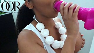 Blonde tight pussy babe solo toy fun in glamour masturbation