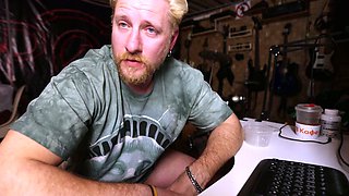Unaware straight guy sucked and jerked by gay dude