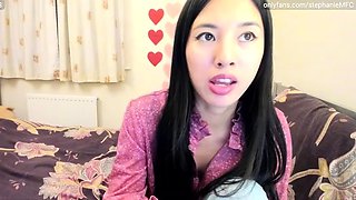 Hottest Amateur 19yo Blonde Teen going solo on Webcam