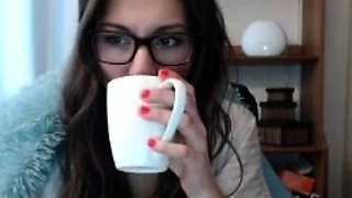 Brunette Solo Webcam Masturbation