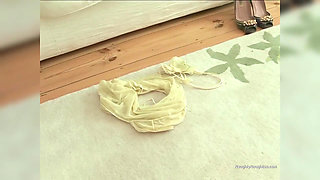 Tanned Blonde Carmel Moore Sucks Cock During Her Pussy to Mouth Fucking