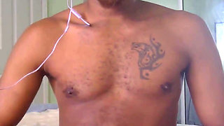 Kennie Jai Shows off on Cam