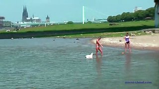 Outdoor MILF Vanessa Cool Gets Extreme Fisting & Squirts Hard