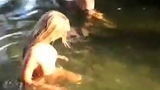 Elita Lofblad: Svensk glamourmodell Gone Wild