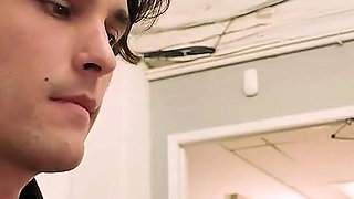 Thick MILF Richelle Ryan Breaks in a Brand New Stud and Takes His Young Cock