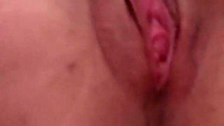 MILF Hides to Masrurbate