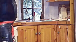 Dominatrix Mistress April - Wanky Slave