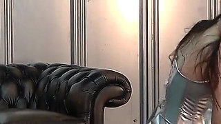 Ass Drop to Face, Facesitting, Wrestling Moves, a Cosplayer Girl Strikes Back at a Harassing Masochist