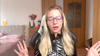 All You Need to Know About Latex Fetish (pvc, Leather)
