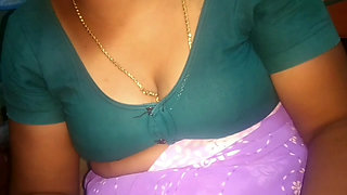 Indian hot tamil aunty beauty boobs show with young man