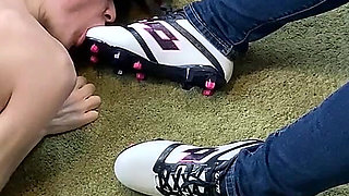 His Fucking Face and Tongue Is Cleaning Her Soccer Shoes! - Dave Moon - Jennifer - Bbusting licking