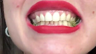 Wide Mouth Candy Crush Swallow