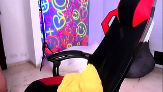 Brunette Solo Webcam Masturbation