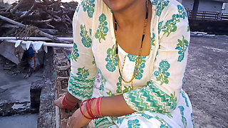 Indian Cheating Wife Invited the Neighbor’s Boy Home and Had a Lot of Fun While Her Husband Was Away