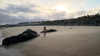 amateur older woman with big boobs