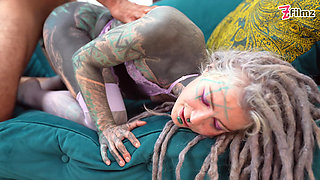 DREADHEAD CHICK wild fucked and creampied by Fit white man