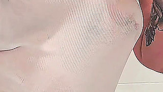 Wet MILF