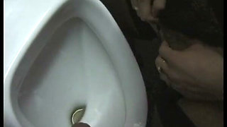 Top Babe and Her Funny Pee Games: It's so Sexy