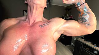 BIG TITS KANDY DIRTY-TALKS LOAD GAY IN LEATHER PANTS