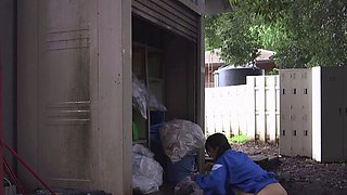 Asian girlfriend outdoor fucked and creampied