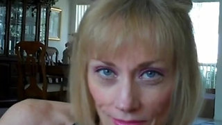 Melanie Makes Hubby Watch Her Play