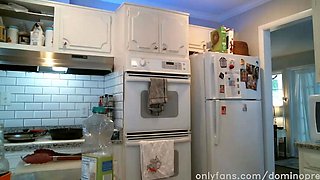 Straight amateurs wank and toy ass play