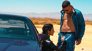 Roxie Sinner's Wild Lesbian Passion Explodes in Sultry Heat