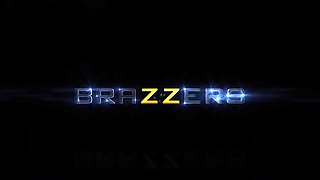 Bare Butt for his Big Screen / Brazzers