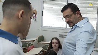 Instituto Lim\u00f3n Chapter 1 The Mathematics Teacher Teaches Two Classmates to Share in a Very Particular Way