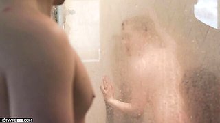 Delightful Jamie Knoxx and Jade Valentine - milf sex - Hot Wife XXX