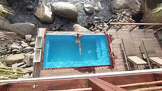 Underwater fuck in paradise infinitypool