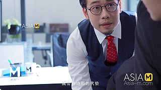 Secretary girl gets her intimate interview session with the boss