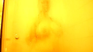 Awesome Big Boobs Blonde Masturbates In The Shower