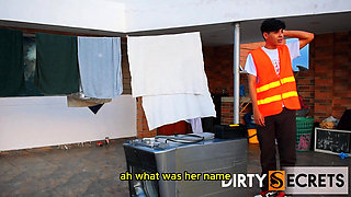 MY WASHING MACHINE BROKE DOWN, I CALLED AN EXPERT TO FIX IT AND I FUCKED HIM.