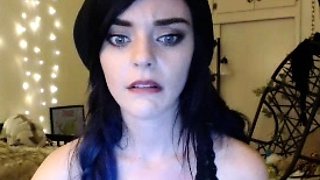 Amateur Webcam Teen Masturbates And Teases