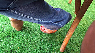 Ebony MILF with Pretty Feet at Saturday Party in Salamander