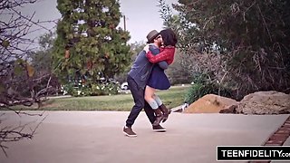 TEENFIDELITY Goth Teen Yhivi Hairy Pussy Filled With Jizz