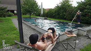 Pool Fuck on Vacation!!