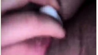 Joingy Indian Sisters Plays with mee