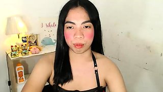 Amateur Webcam Cute Teen Plays Solo with Big Dildo