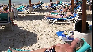 ILOVEGRANNY MILFs spread their pussies