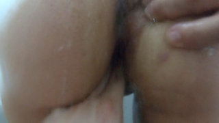 Curvy Venezuelan Has Sex Without a Condom with a Colombian in the Shower in a Motel